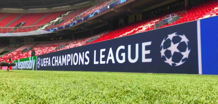 TC10 室外LED球场显示屏